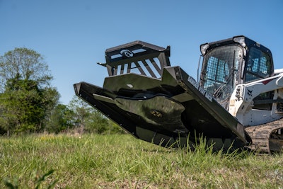 The X-Treme Tree Reaper is available with two direct drive motor options: a 16-26 gpm gear motor (case drain not required) or a 17-30 gpm bent axis piston motor (case drain required).