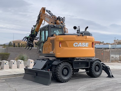 With the ability to travel up to 25 mph, the new E Series wheeled excavators give contractors the ability to self-deploy from jobsite to jobsite, while minimizing the time and expense involved with transporting by trailer.