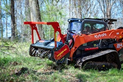 Designed to accommodate loaders with 20-50 gpm, the forestry mulcher is equipped with a CUT CONTROL rotor and a variable torque motor featuring M-BOOST technology.