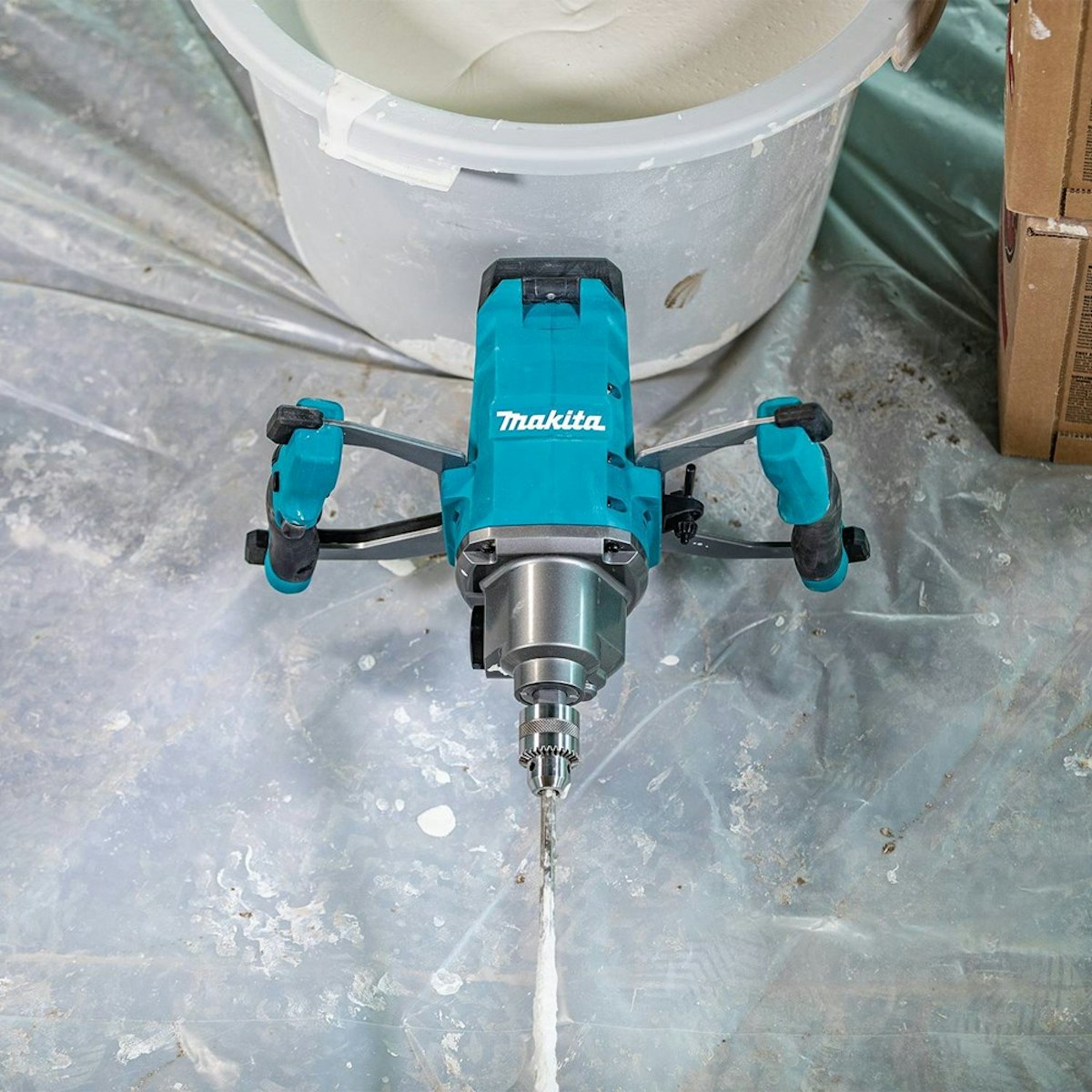 Makita Releases 40V Max XGT 1/2-in. Cordless Mixer From