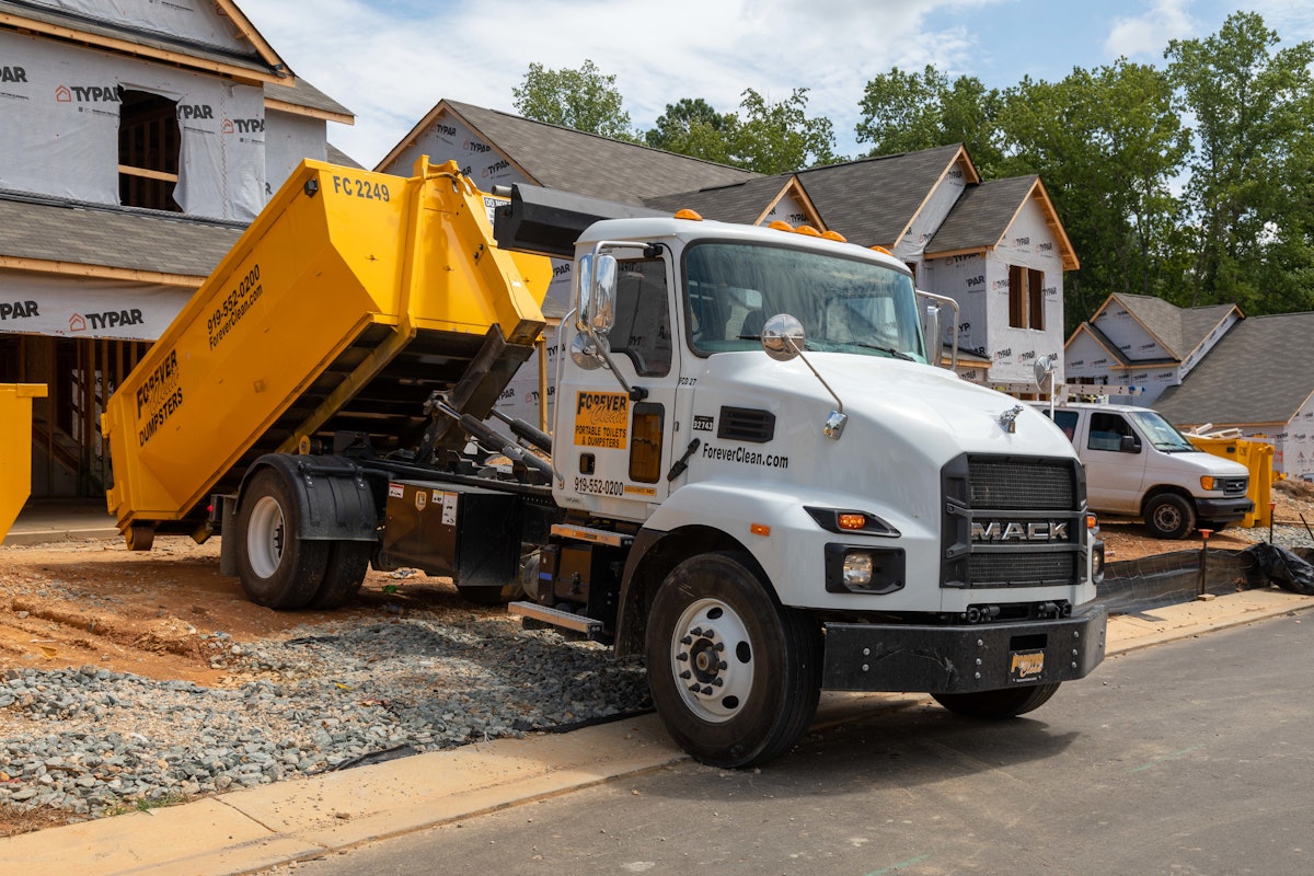 PALFINGER Offers HT 160 SLD 3 Telescopic Hooklift From Palfinger North