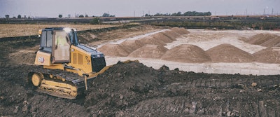 Steer Assist 3D comes as part of the factory-installed Grade with 3D package.