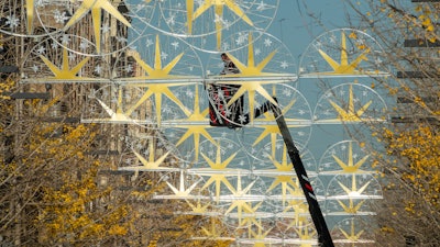 IPAF Safe Use of MEWPs in Public Areas