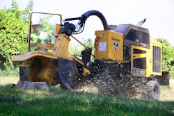 Rather than using a bolt to secure teeth to the cutter wheel, the VCS has a mounting and retention structure that helps keep teeth from shifting in the pocket and absorbs the shearing force while operating.