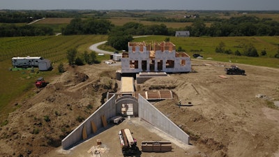 Schlabach Vinyards 2