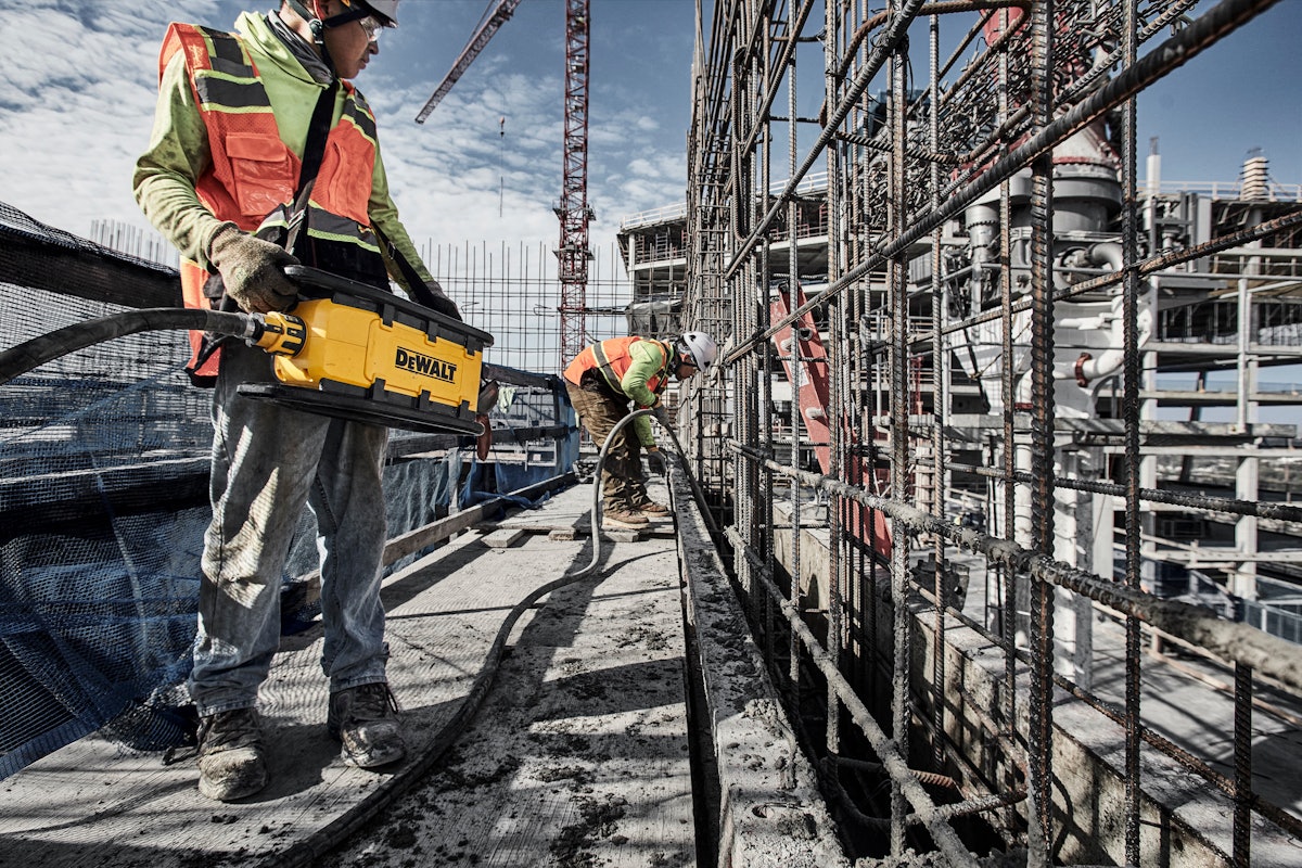 DEWALT Introduces POWERSHIFT Electric Tools From DEWALT For Construction Pros
