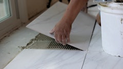 Rapid Set All Tile Mortar meets the strength requirements of ANSI A118.4, A118.11 and A118.15 standards without additional additives.