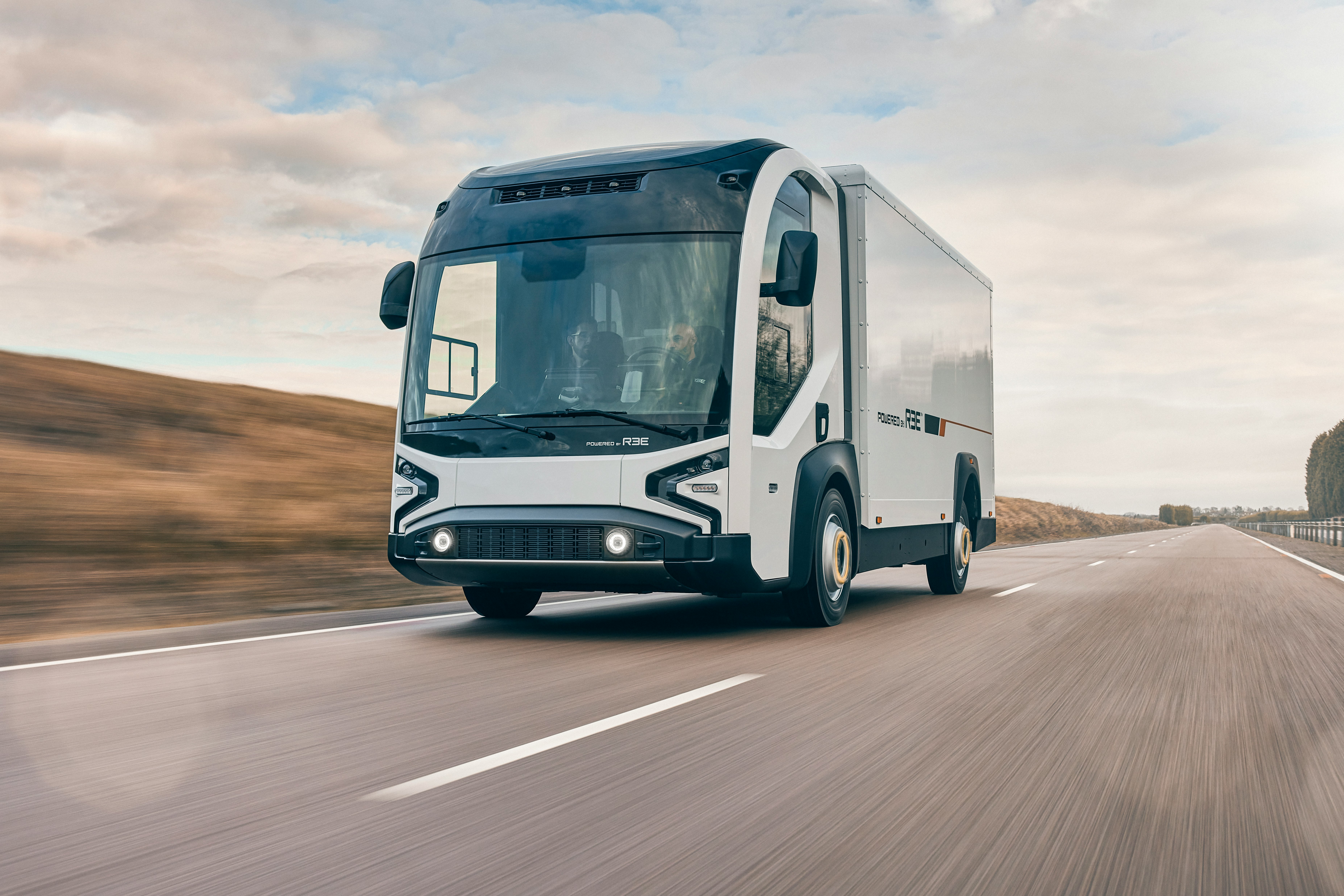 Ree automotive news deals