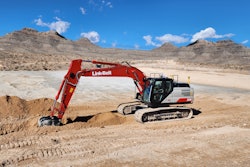 Dynamic stability control, payload, height and depth alarm and a digital level are all standard equipment on the 220 X4S machine.