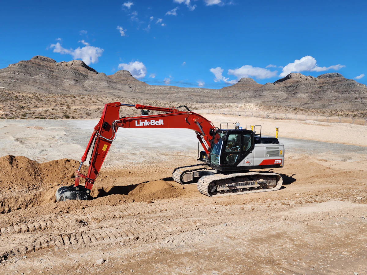 Link-Belt 220 X4S Excavator From: Link-Belt Excavators - Vimarsana News