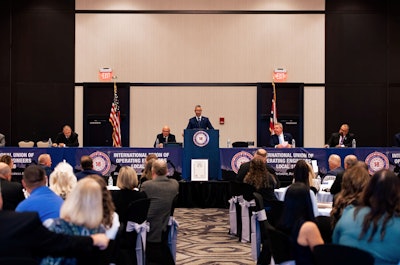 Michael Bertolone speaks to Local 18 union members.