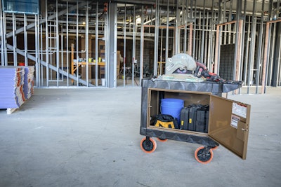 Kat 01 Ei Cart Door Open 8475