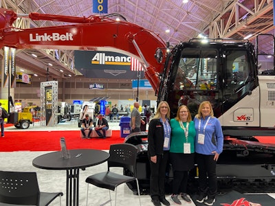 Link-Belt Excavators featured the 170-X4S its the booth.