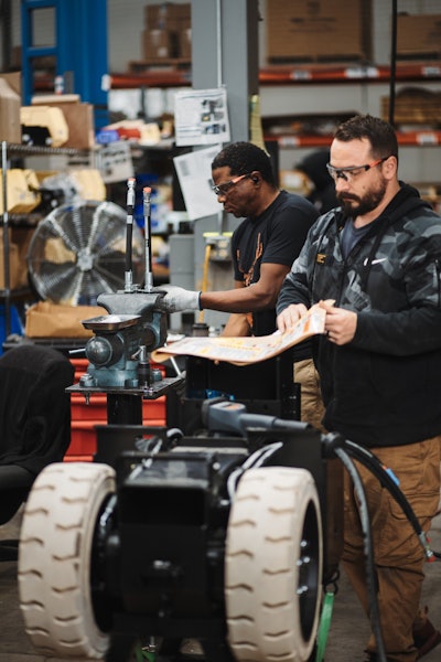 Floor Scraper Shot Blaster Maintenace