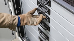 This easy-to-use design offers a more ergonomic and user-friendly experience.