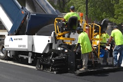 Carlson Cp130 Commercial Class Asphalt Paver Feature 1920