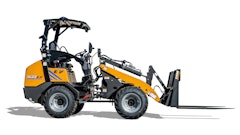 The SL22EV is powered by a 24.9 kWh lithium-ion battery, offering an expected run time of five to six hours on a full charge.