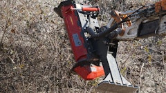 With four different working widths, ranging from 100 to 200 cm, E20 direct is recommended for excavators weighing between 12 and 21 tons.