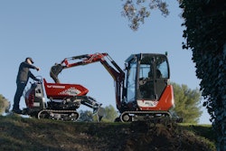 The C08e operates on a 10.4 kWh battery, featuring three selectable working modes—eco, performance and high performance.