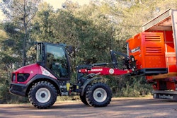 The electric wheel loader is equipped with four working modes (Bucket, Fork, Eco and Power) to fit the operator’s needs.