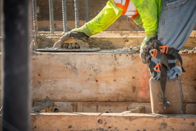 Df458615 F547 4 B72 9 D7 A 835 Bf16335 Ee 1 105 C