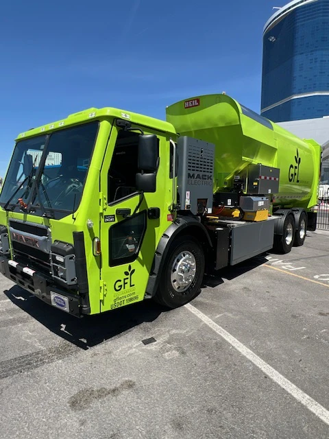 Mack Trucks Unveils Fully Electric Heil RevAMP Option From: Mack Trucks Inc. - Vimarsana News