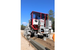 The new feature includes a fully enclosed operator’s platform with powerful air conditioning and heating systems for use in extreme temperatures.