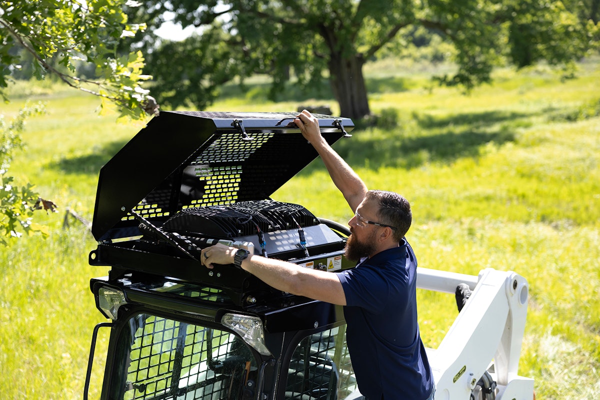 Diamond Mowers Introduces Roofmounted Hydraulic Cooler From Diamond