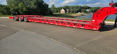 The trailer is rated to haul 100,000 lbs. in 10 ft. and designed for moving buses and other recovery loads.