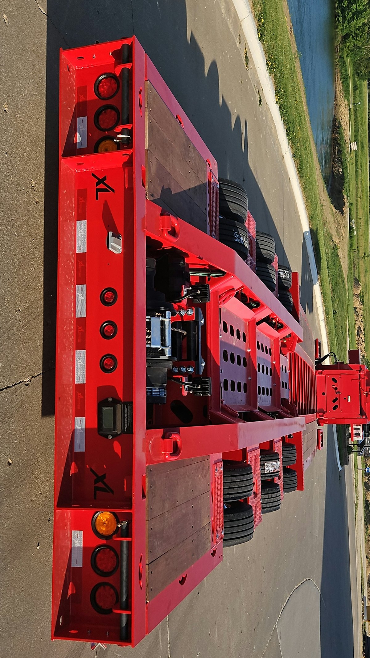 XL Specialized Trailers XL 100 HDG Bus Hauler From: XL Specialized  Trailers, Inc. | For Construction Pros