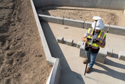 Combined with Trimble Siteworks or Trimble FieldLink Software, the DA2 can perform a variety of construction surveying tasks and site supervision for both civil and building construction.