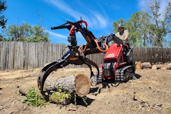 The 1025TKL replaces the 825TKL Mini Skid Steer, which has been discontinued.