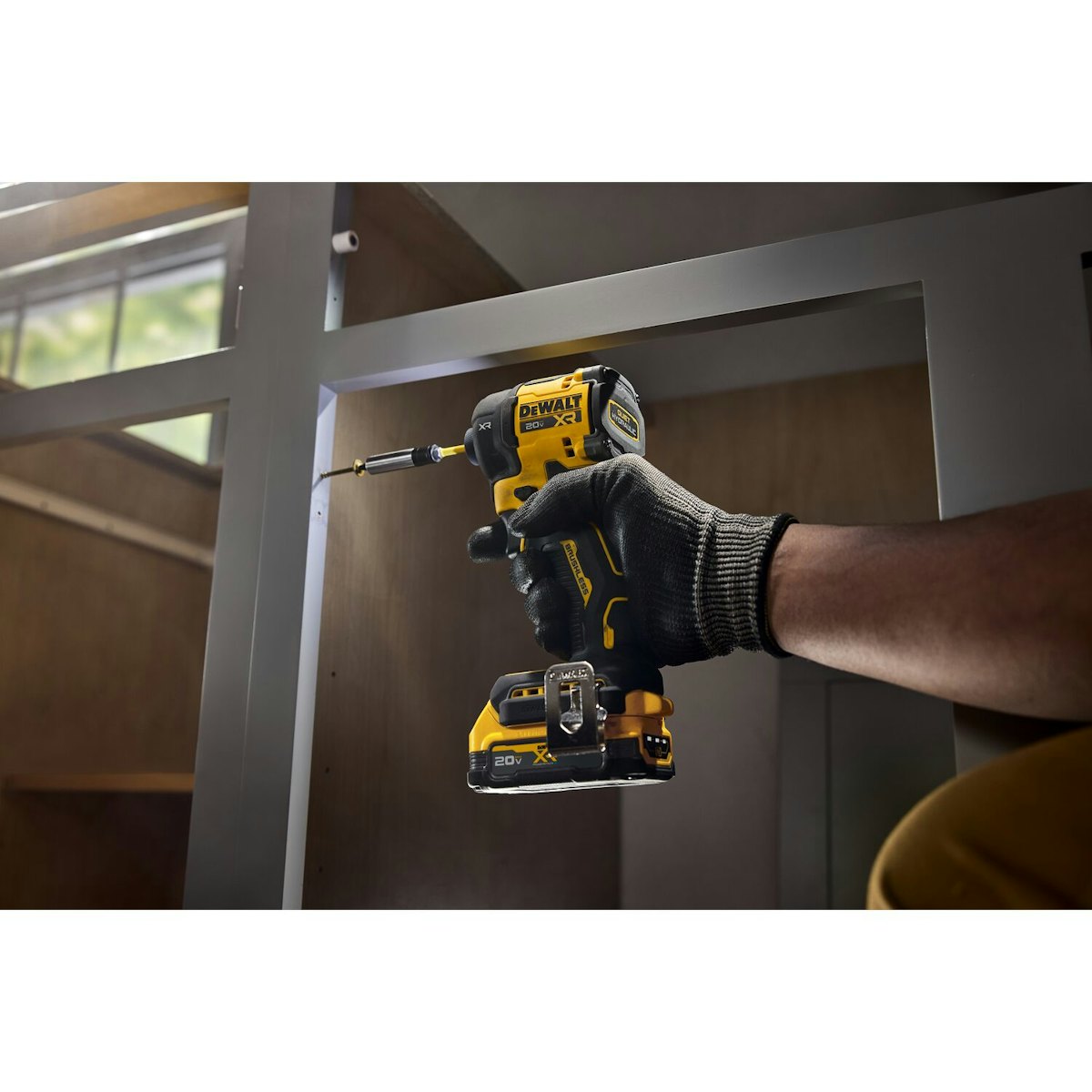 Dewalt max xr dcf897 best sale