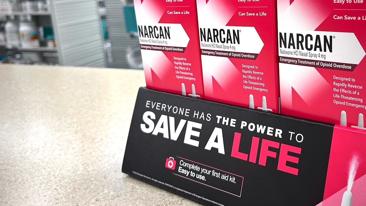 When an Off-Duty Construction Worker Saved a Life Using Narcan When an Off-Duty Construction Worker Saved a Life Using Narcan