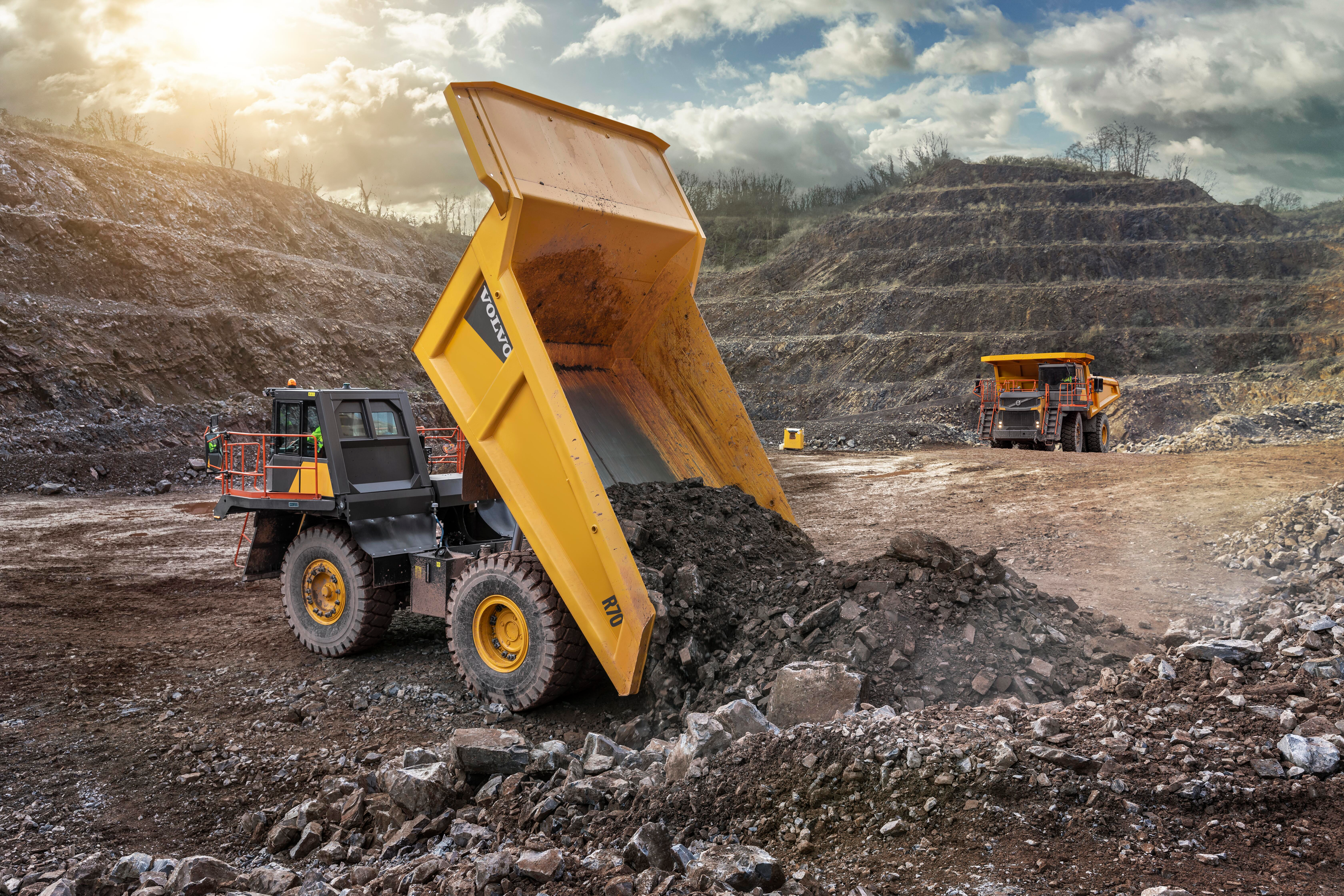 Volvo CE Releases R60 and R70 Rigid Haulers From Volvo Construction