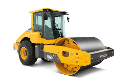 The 12-ton SD125 soil compactor is the largest model in the Volvo soil compaction portfolio with an 84-in. smooth-drum and operating weight of 26,565 lbs. (12,050 kg).