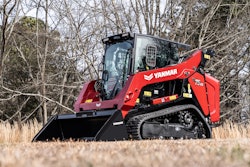 Powered by a 74-hp Yanmar Tier 4 Final diesel engine, the vertical-lift TL75VS supports at-height work and truck loading applications, featuring a high lift height and rated operating capacity.