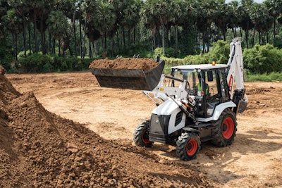 The B760’s performance and versatility extend throughout the machine, with the front-end loader providing a lift capacity of 7,985 lbs. with its standard, general purpose bucket.