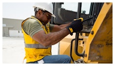 20220719 144150 Cat 950 Dubai A7 R00061