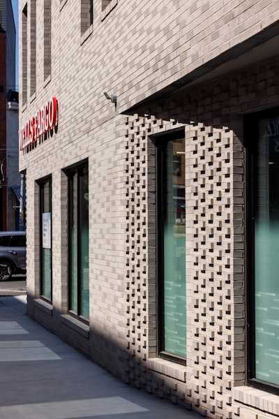 Wells Fargo Silver City 4