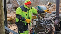 The new PolarForce Jacket offers protection from the elements and provides ample space to stow tools and work essentials. PolarForce Jacket - high-visibility lime.