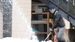 Makita Sn400 Mp Action Shot 2