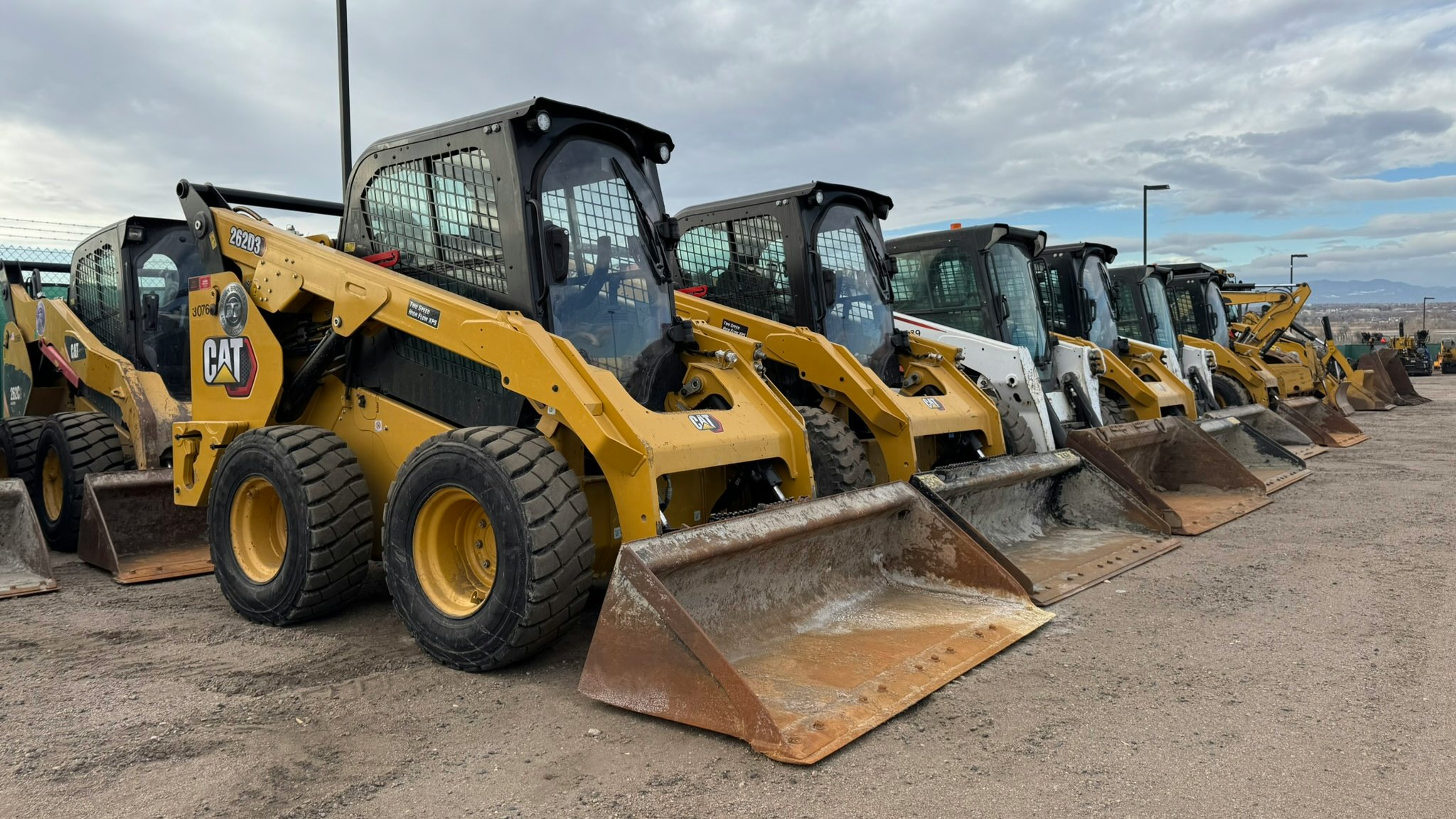 _Top_Left__CAT___Bobcat_Skid_S
