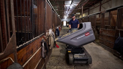 The Toro electric swivel Ultra Buggy e2500-TS