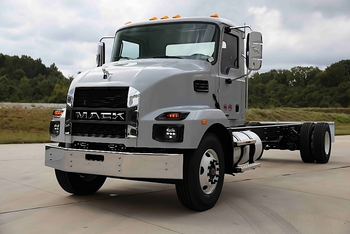 Mack Trucks Announces New Rear Axle and Engine for MD Series | For ...