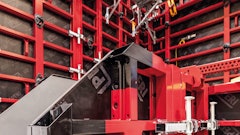 The new generation of the MAXIMO Panel Formwork is one more way PERI is contributing to greater sustainability. The coating, the PERIskin, not only offers long-term corrosion prevention for the formwork, it also saves a significant amount of energy during the production process.