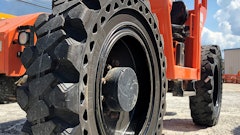 The LIFTBOSS A/T Tire from OTR provides multi-surface traction for optimized performance in construction and material handling environments, including asphalt, concrete, and gravel.
