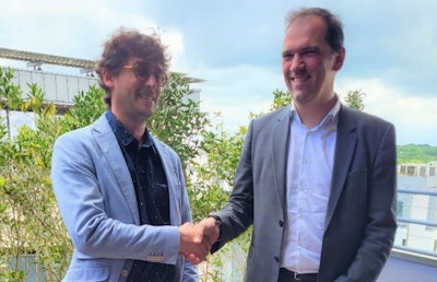 From left to right: Clément Aubry Tardif, director of Sitia’s Robotics division – Julien Waechter, vice president R&D Manitou Group