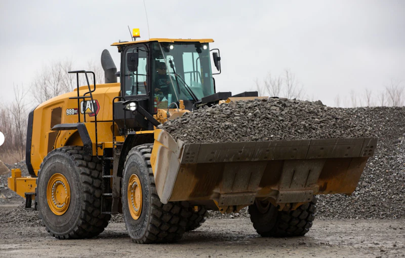 New Cat Wheel Loader Delivers Low Fuel Use, Enhanced Operator ...