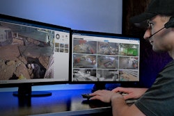 Earth Cam Command Watch